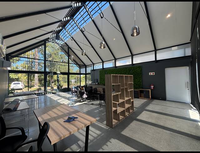 93M² BUSINESS TO LET IN PAARDEVLEI